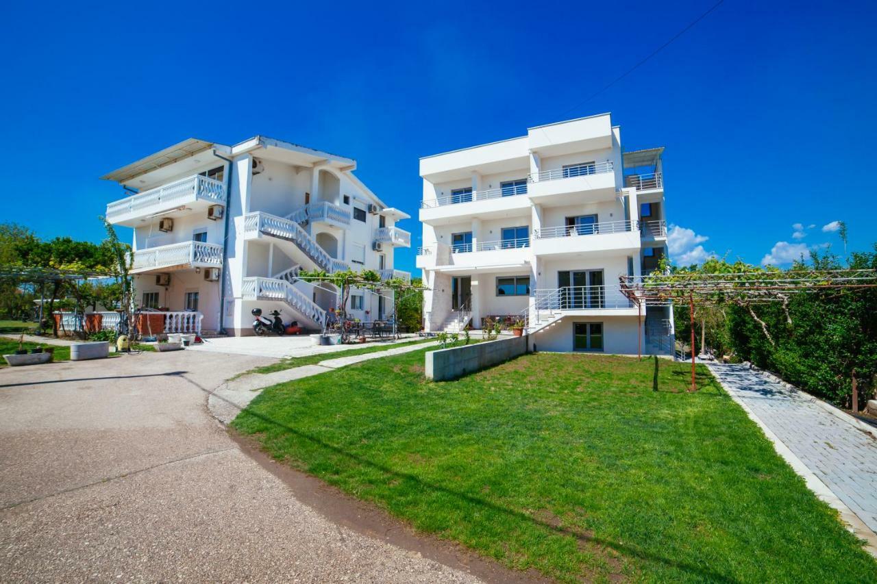 Adriatica Sea & Sun Acomodação com café da manhã Ulcinj Exterior foto